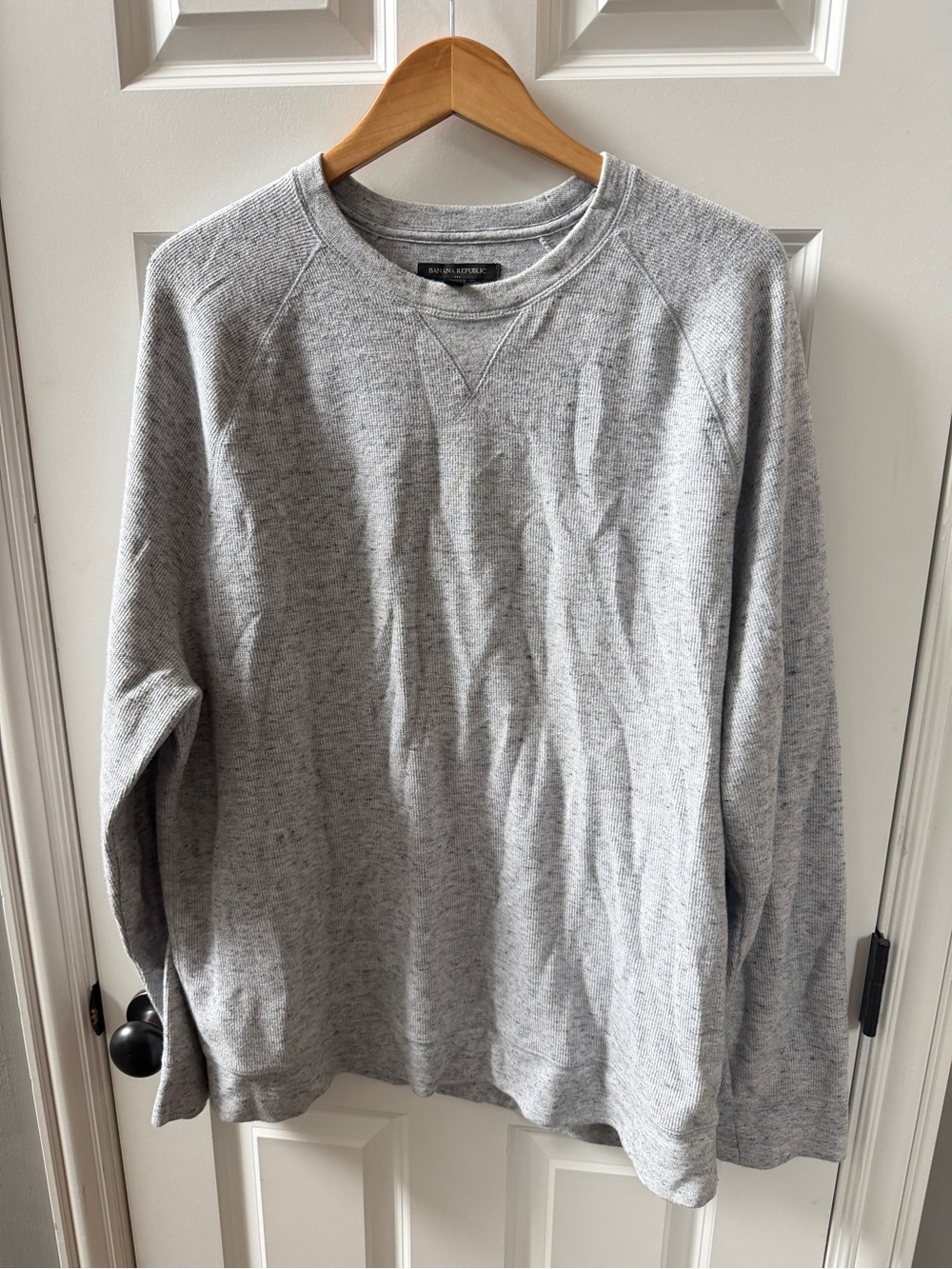 Banana Republic Light Gray Crewneck Sweatshirt